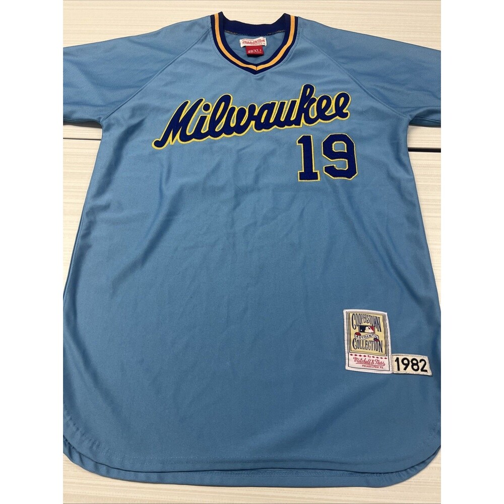 Vintage Mitchell & Ness Milwaukee Brewers Yount #19 Jersey SZ 48 1982 Throwback